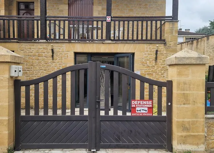 Entre 2 Jardin Drap Compris Et Barbecue