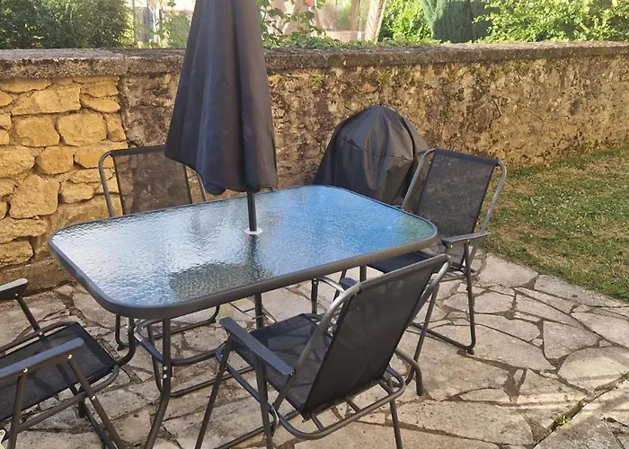Entre 2 Jardin Drap Compris Et Barbecue *